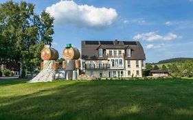 Das Gelbe Haus 1
