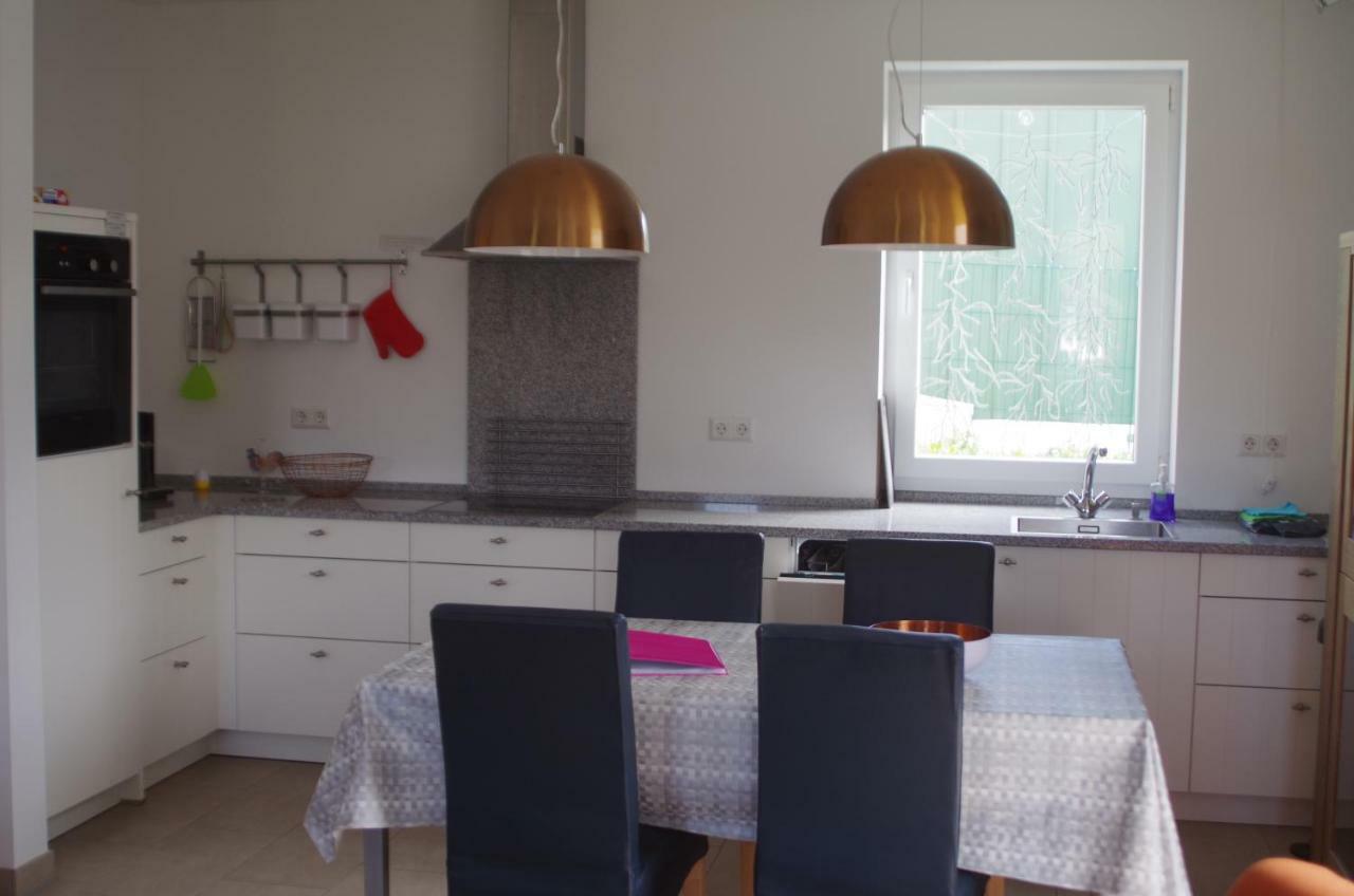Das Gelbe Haus 1 Appartement Winterberg Buitenkant foto