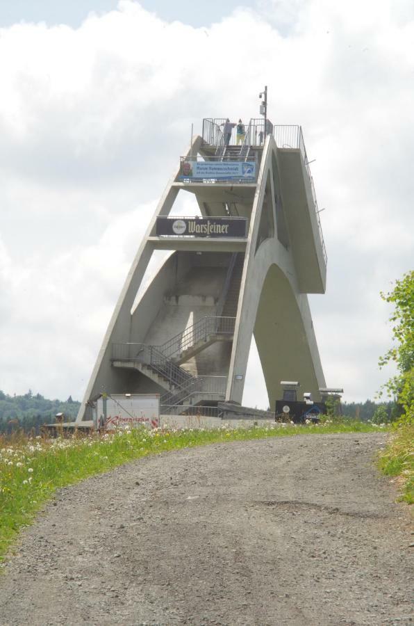 Das Gelbe Haus 1 Appartement Winterberg Buitenkant foto