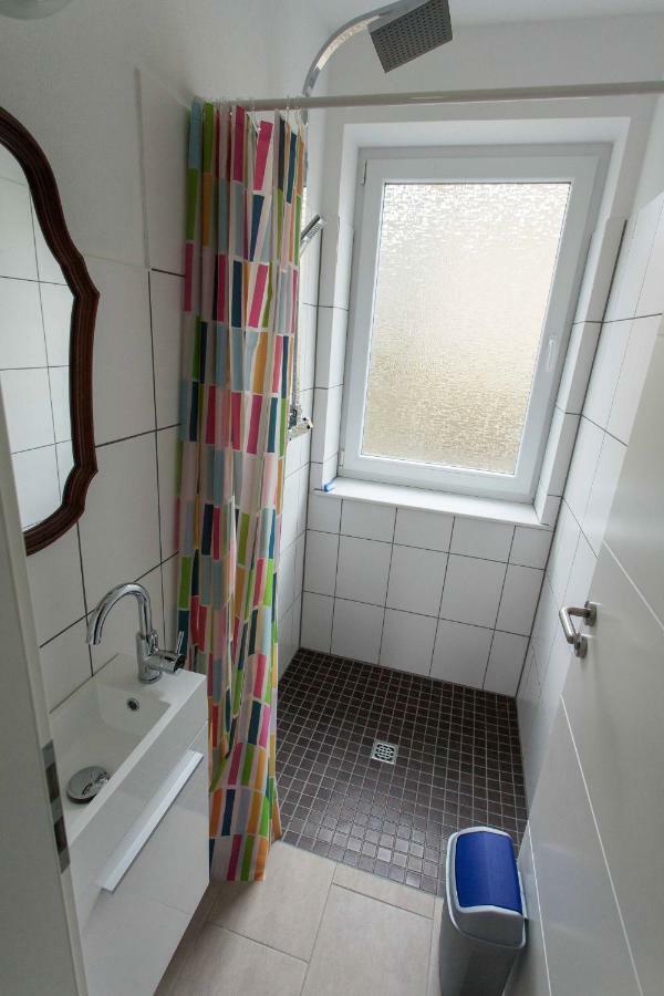 Das Gelbe Haus 1 Appartement Winterberg Buitenkant foto