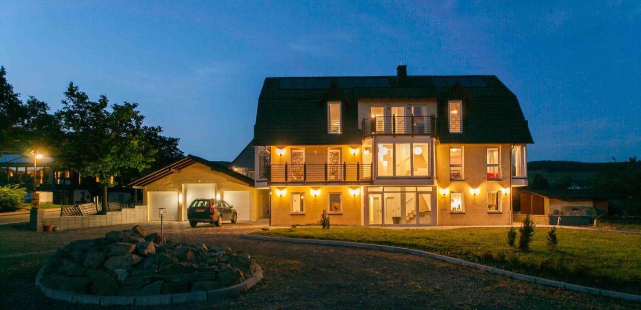 Das Gelbe Haus 1 Appartement Winterberg Buitenkant foto